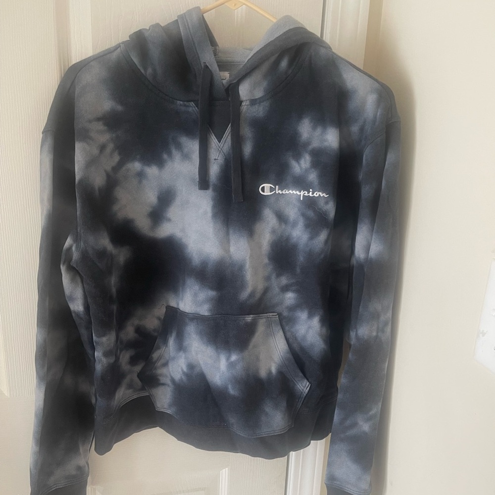 Champion sweatshirt, blue/grey size large, fits smaller